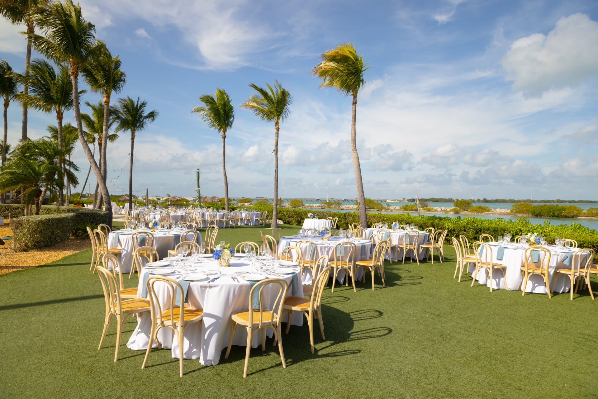 2025-03_HWK_Architecture_Oasis Cay Lawn_04_Conor Doherty (1)